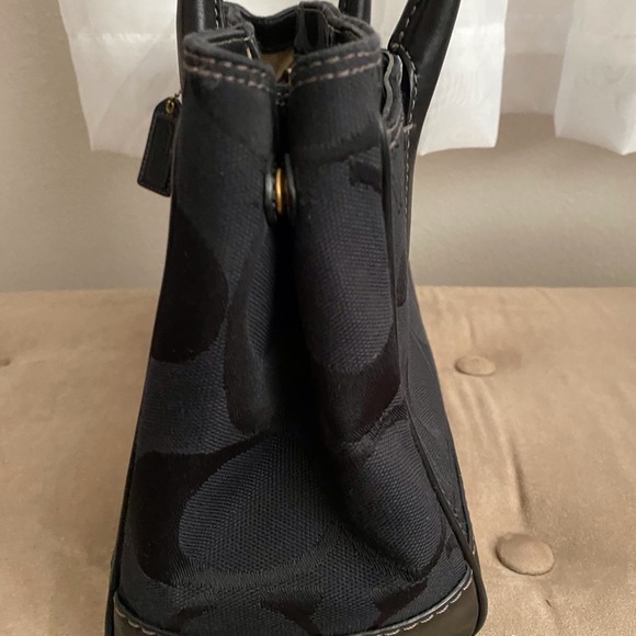 Black Coach purse with dust bag. - Picture 3 of 7